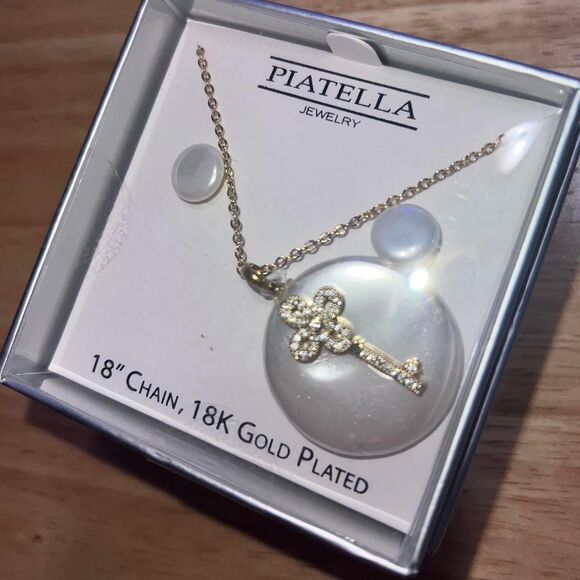 18kt Gold Necklace and Earrings Gift Set - Picture 3 of 4